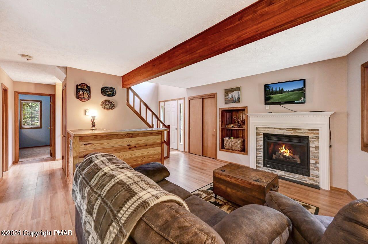 143 Lindbergh Circle