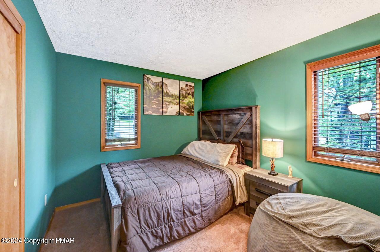 143 Lindbergh Circle