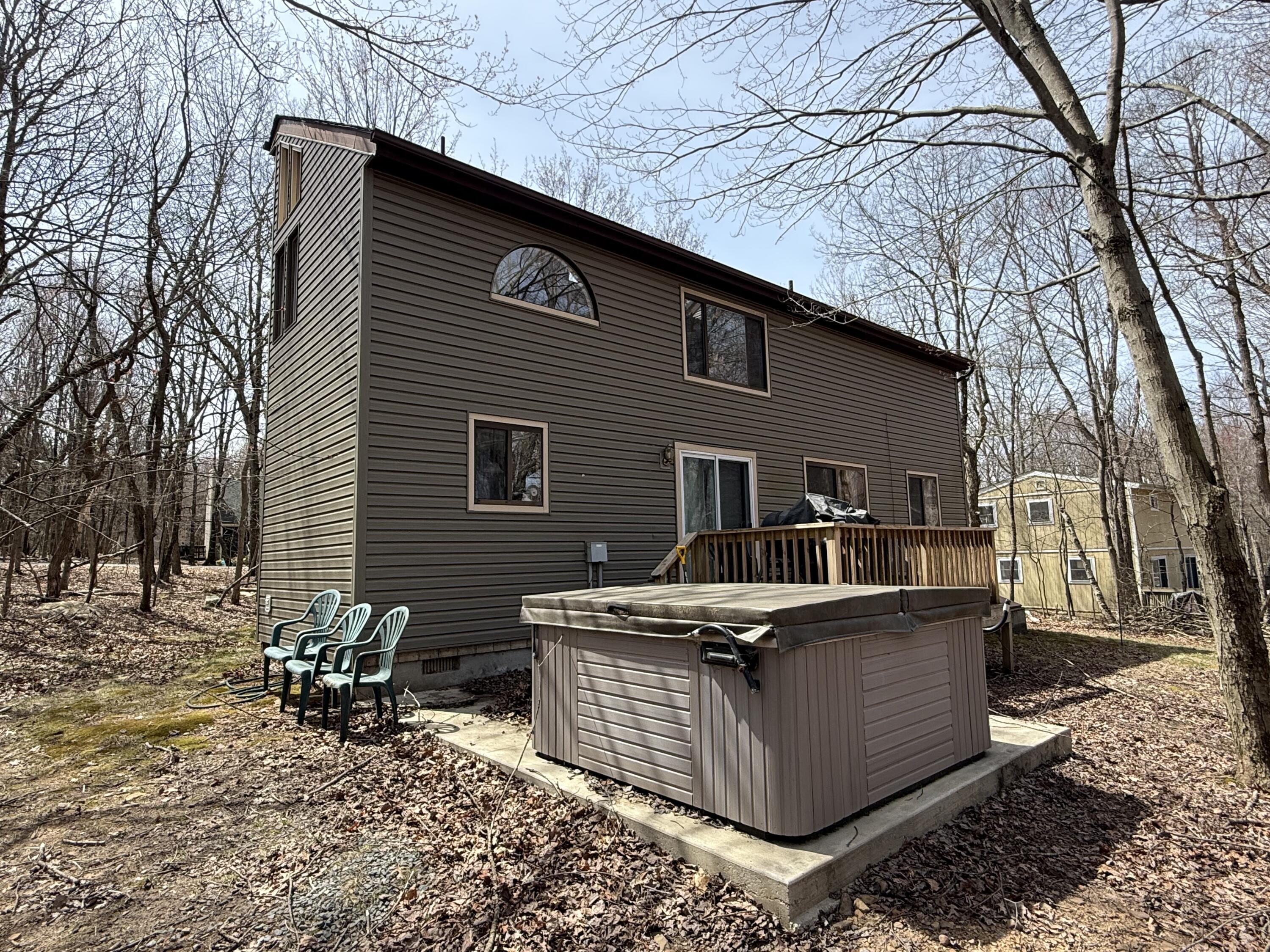 115 Lucretius Trail
