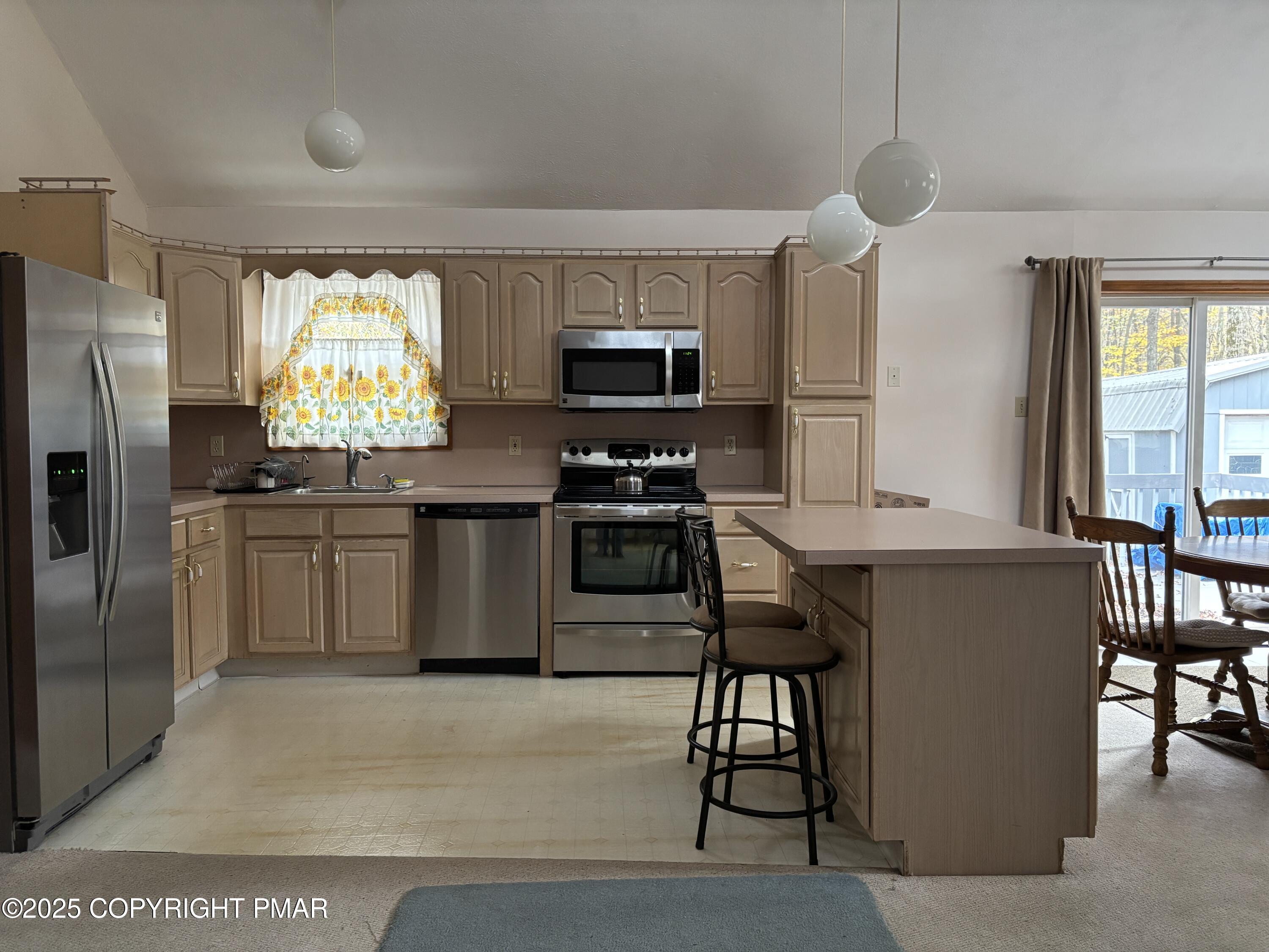 329 Kilmer Trail, Albrightsville