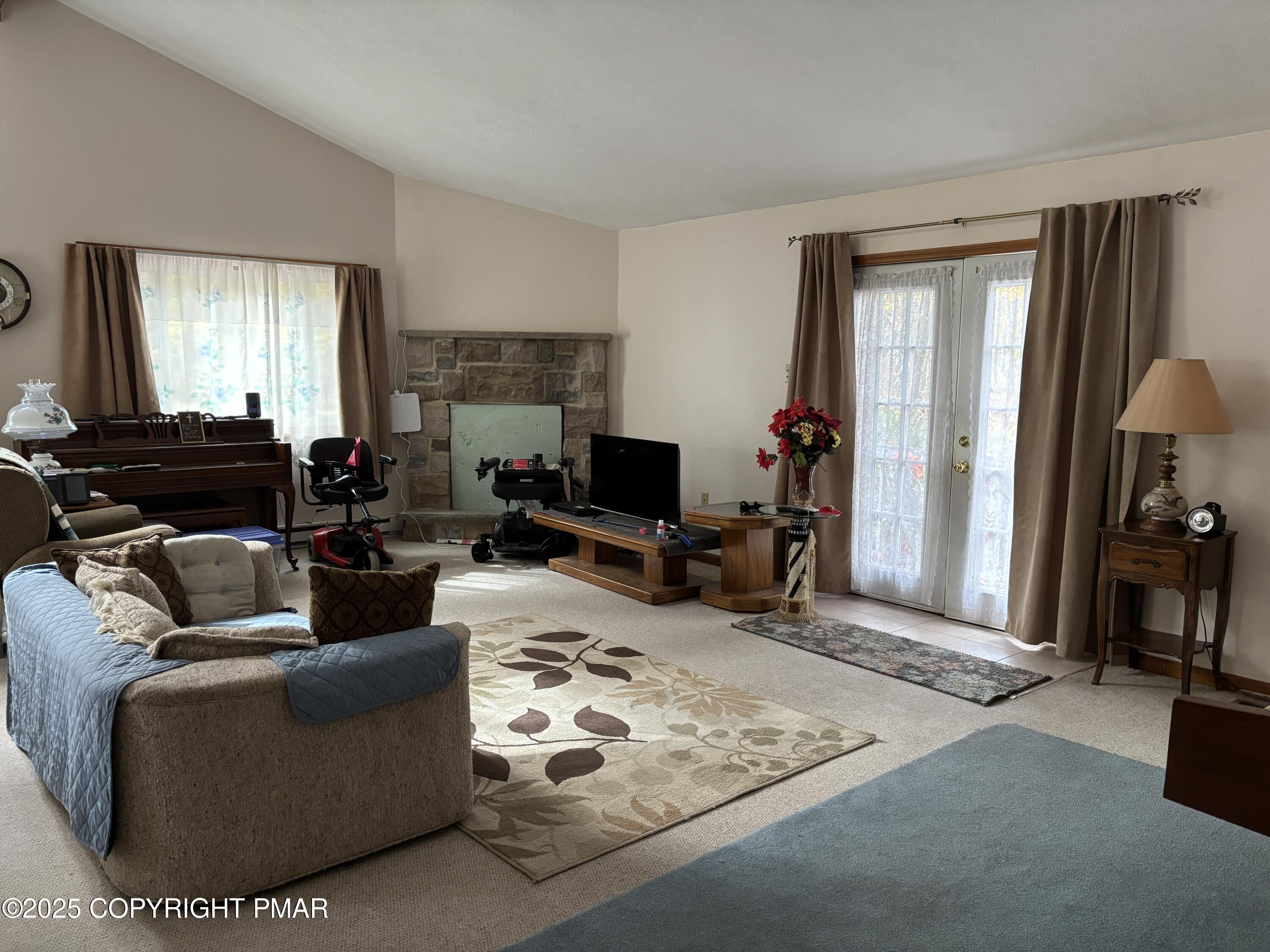 329 Kilmer Trail, Albrightsville