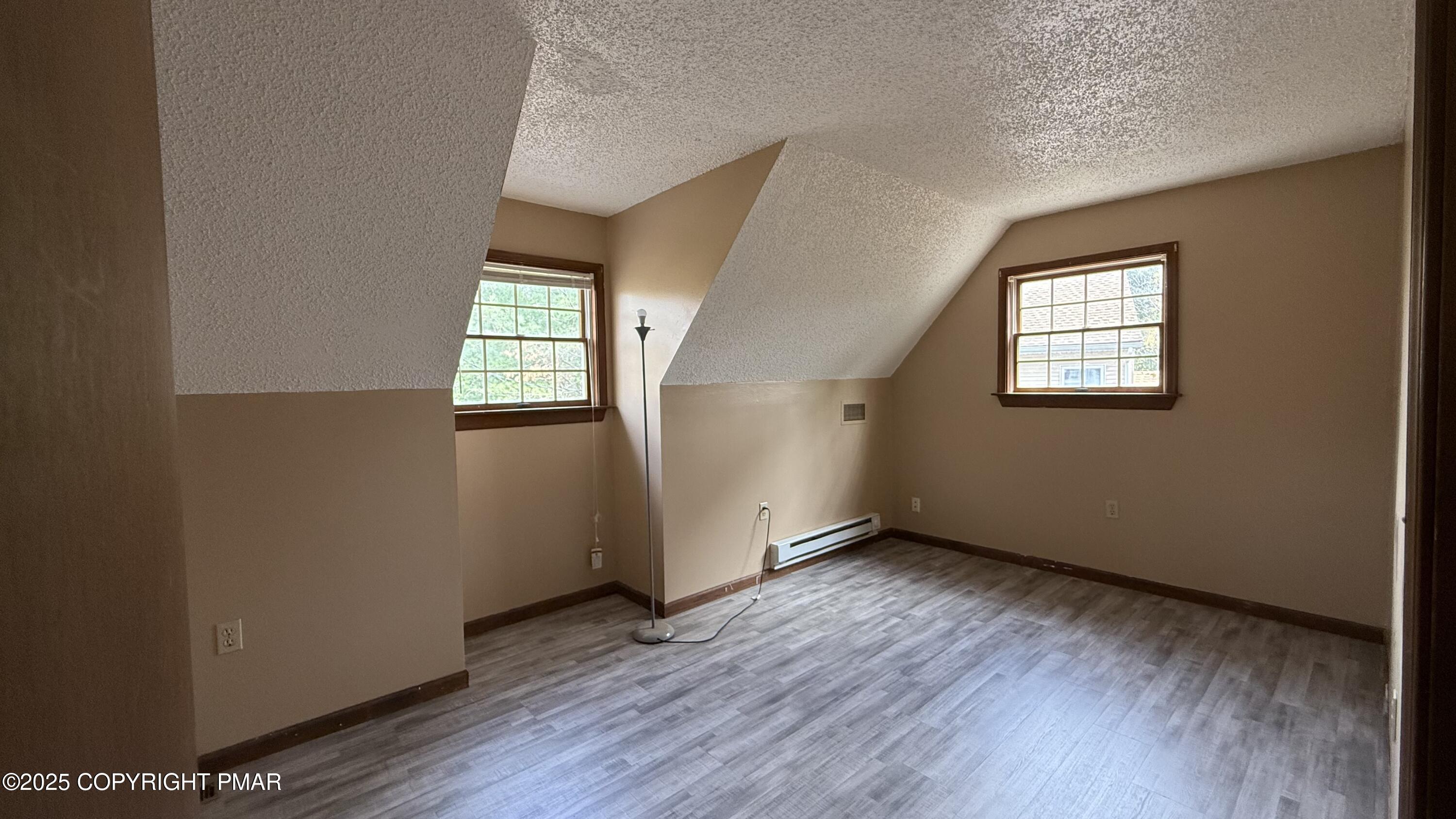 715 Country Place Drive, Tobyhanna