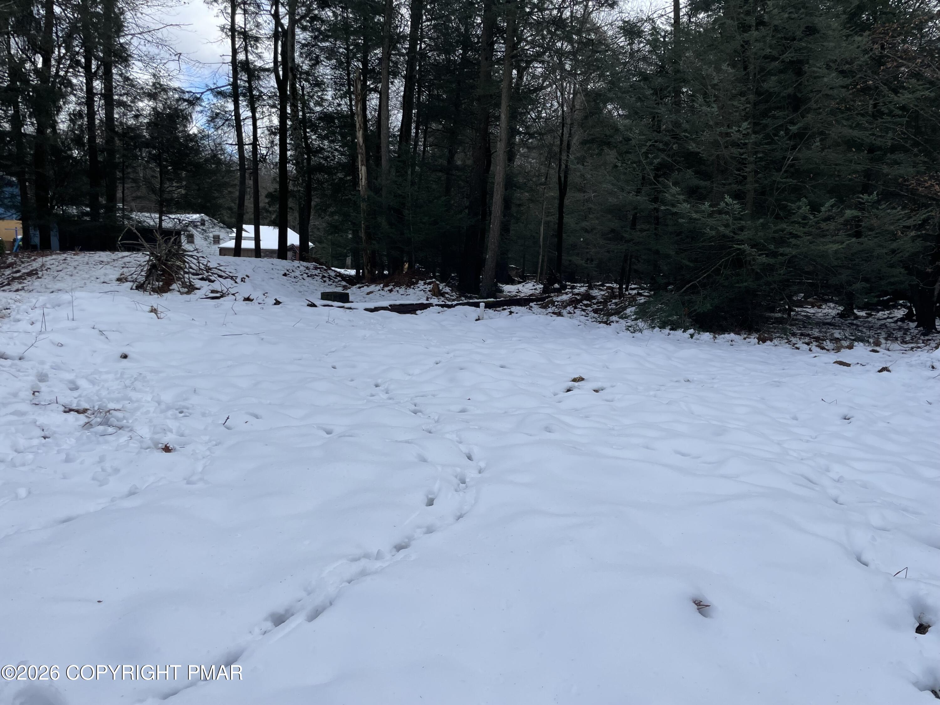 166 Lakeside Lane