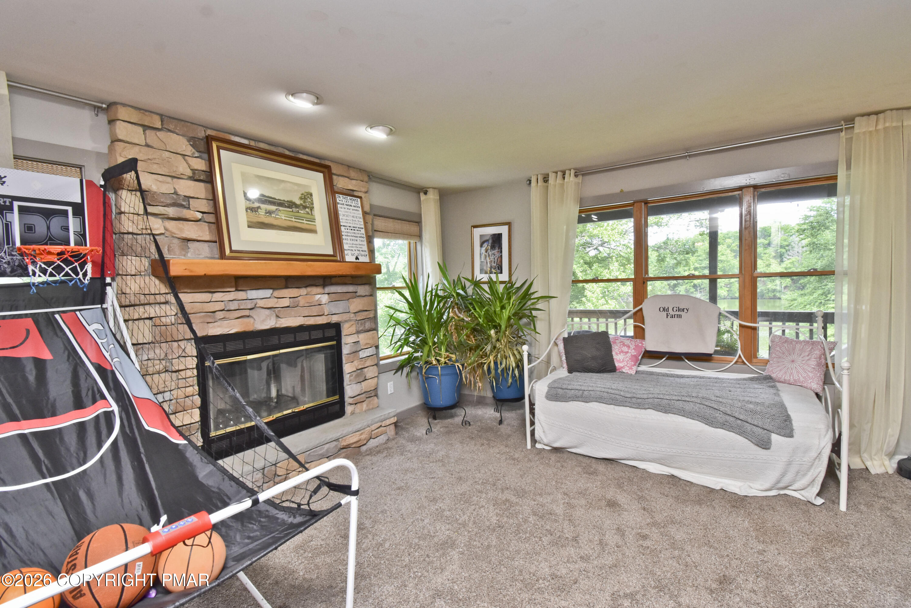 186 Quiet Valley Road