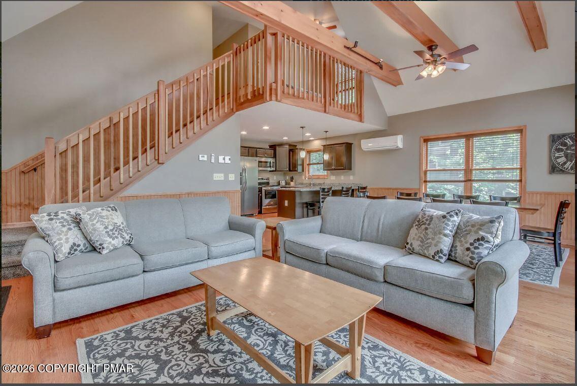 112 Pineknoll Drive