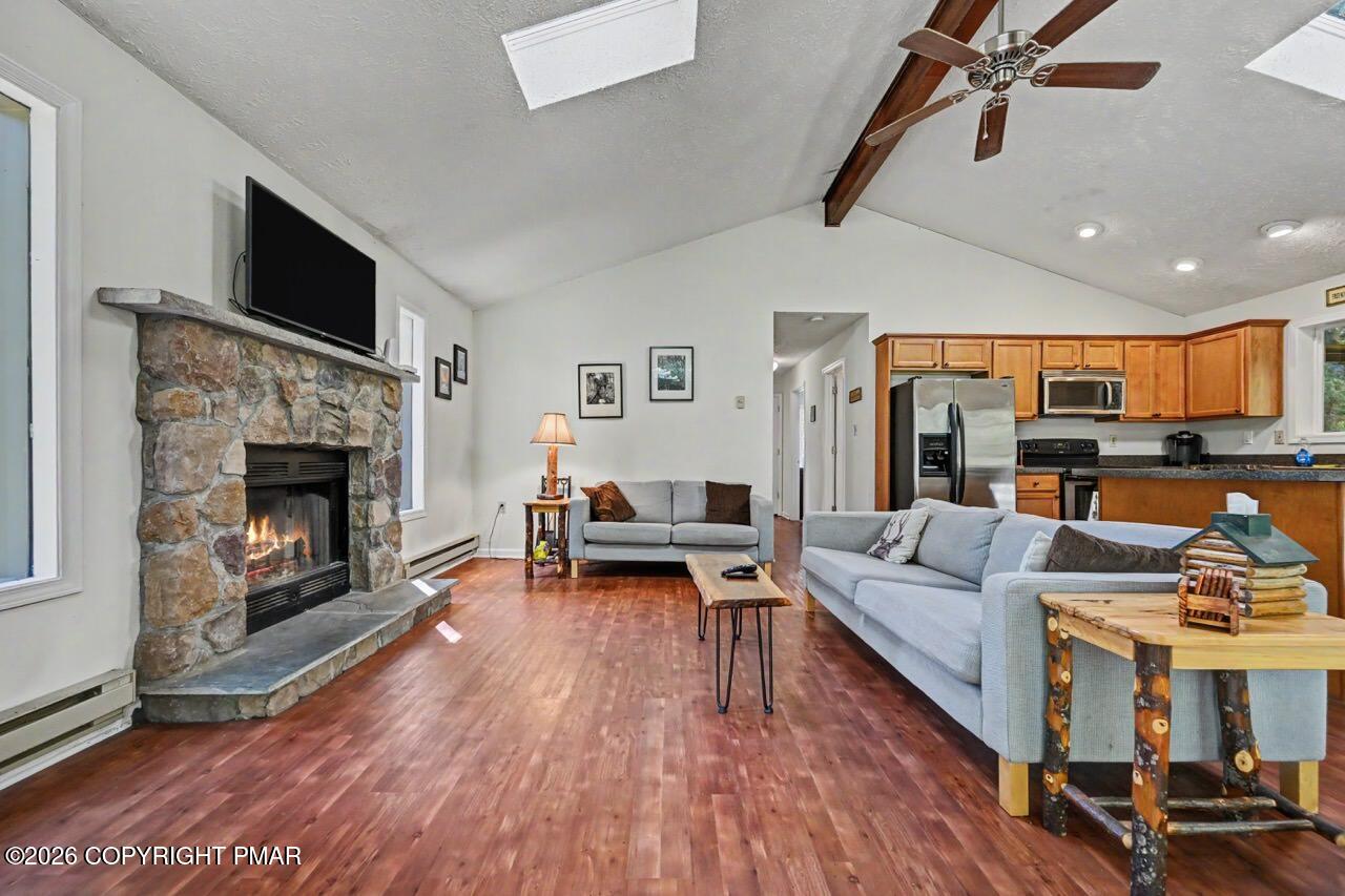 41 Whitman Lane