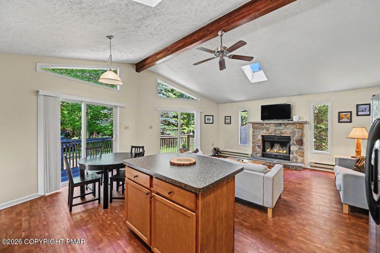 41 Whitman Lane