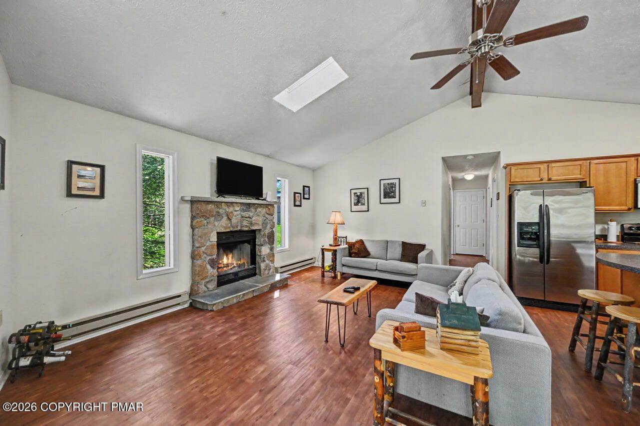 41 Whitman Lane