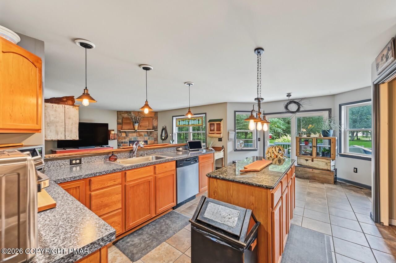 728 Stony Mountain Road