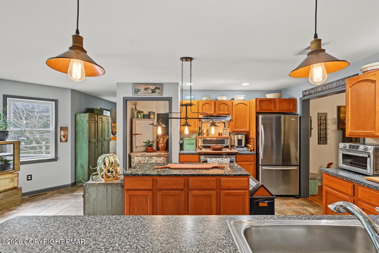 728 Stony Mountain Road