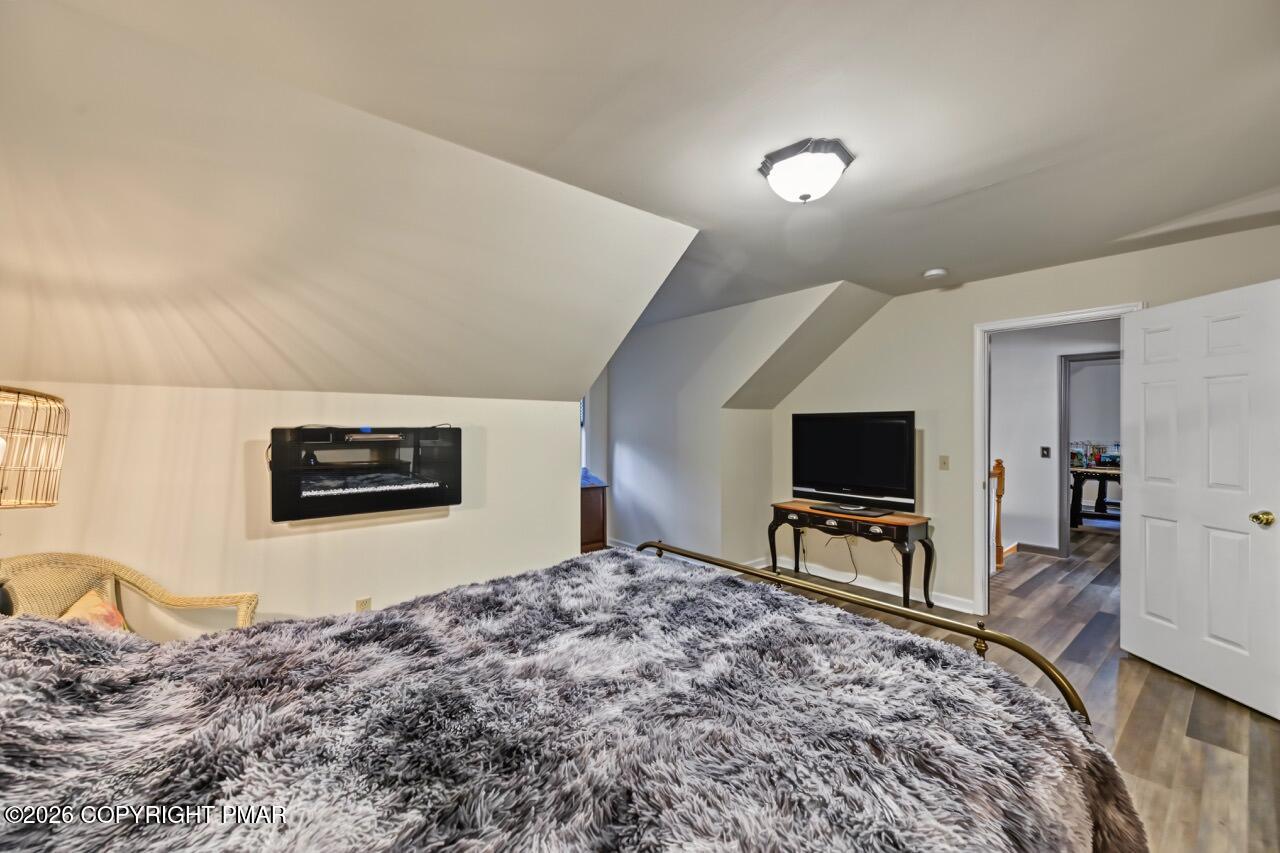 728 Stony Mountain Road