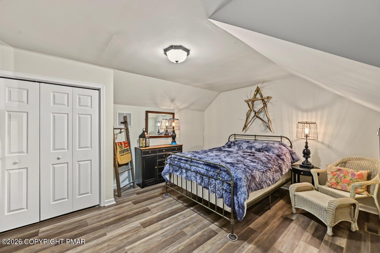 728 Stony Mountain Road