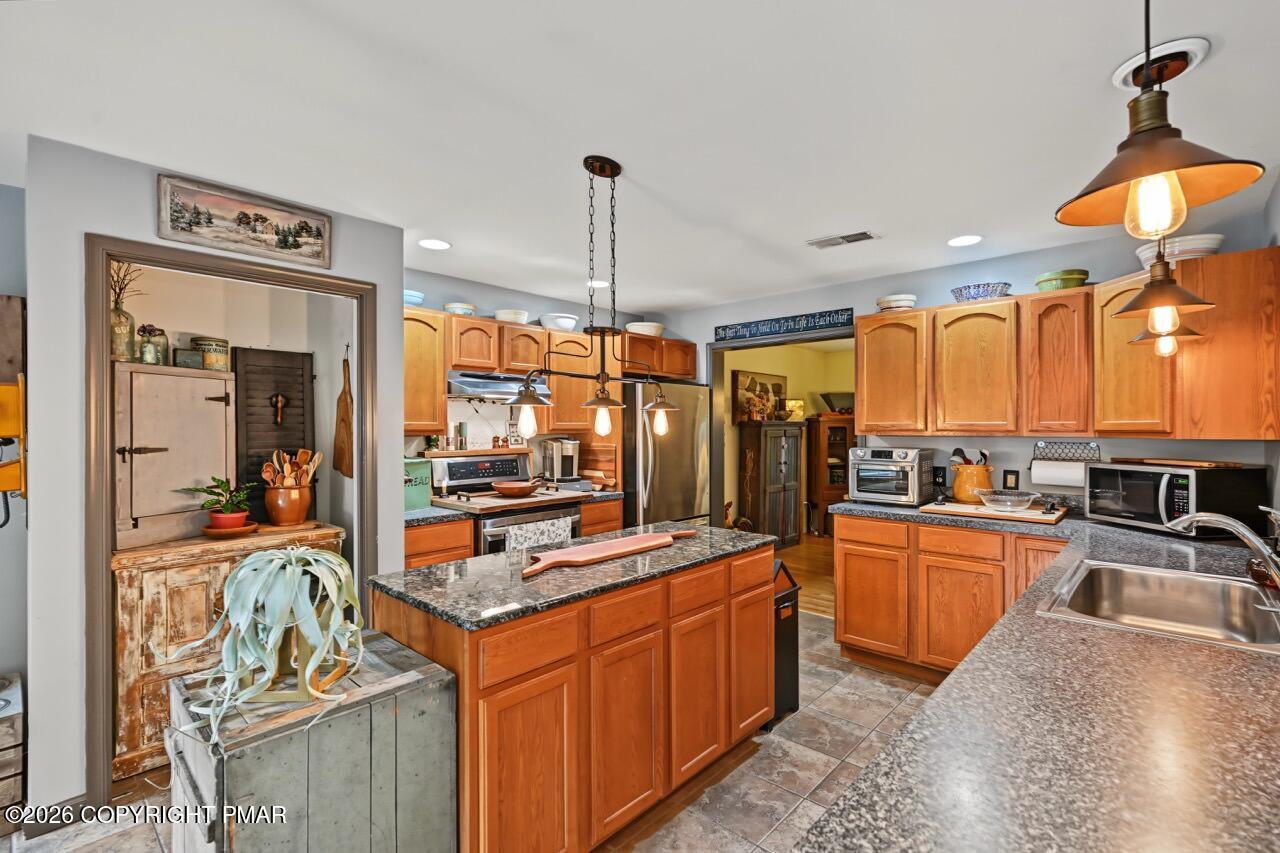 728 Stony Mountain Road