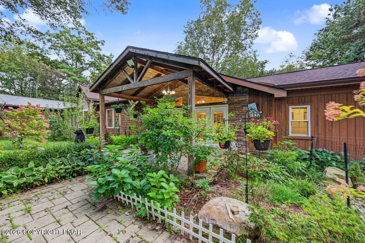 836 Stony Mountain Road