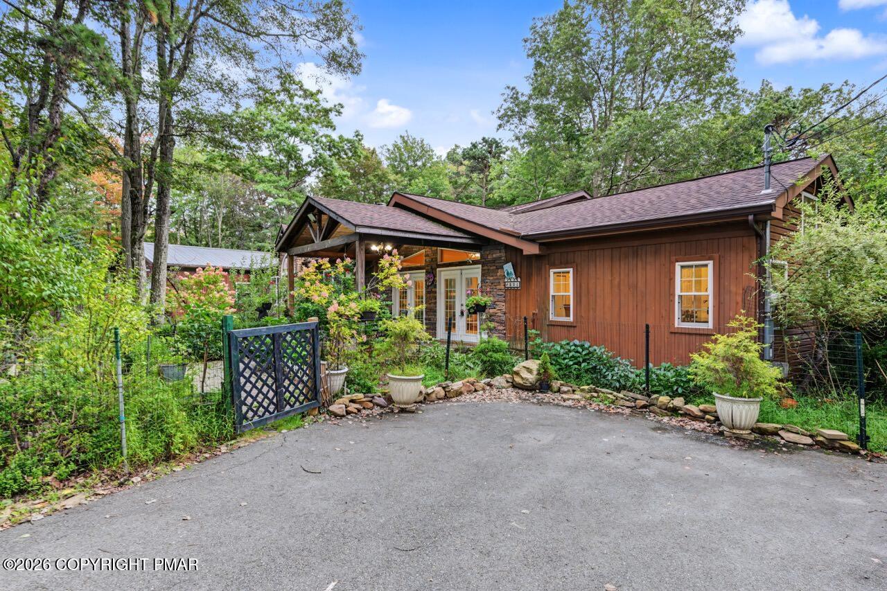 836 Stony Mountain Road