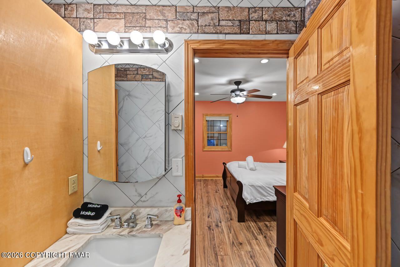 836 Stony Mountain Road