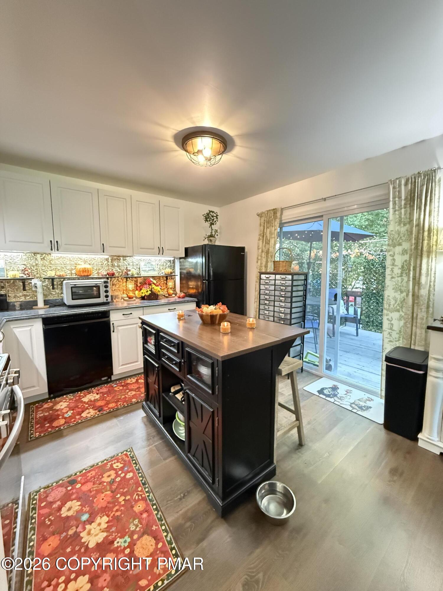 483 Mountain Road