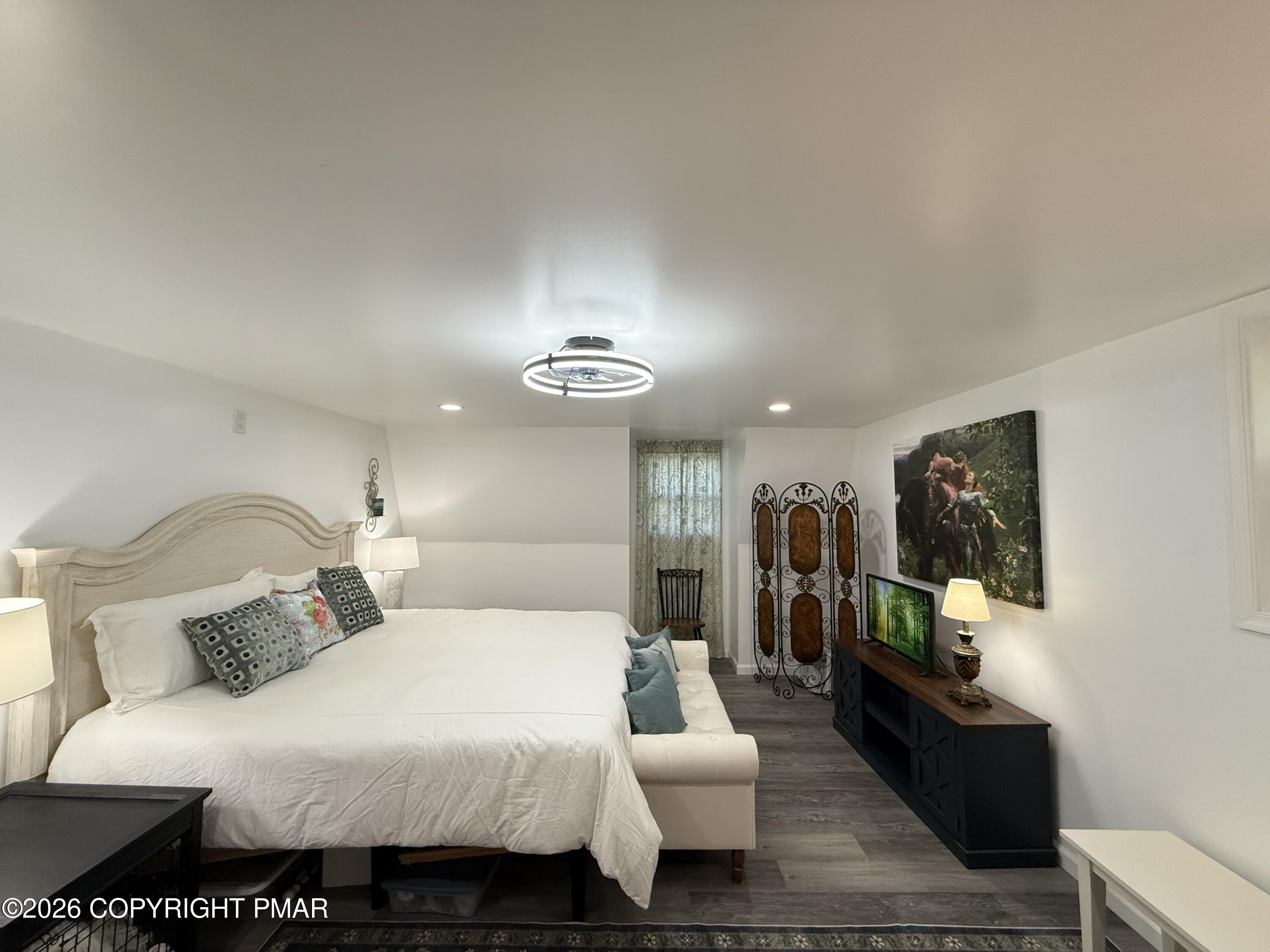 483 Mountain Road