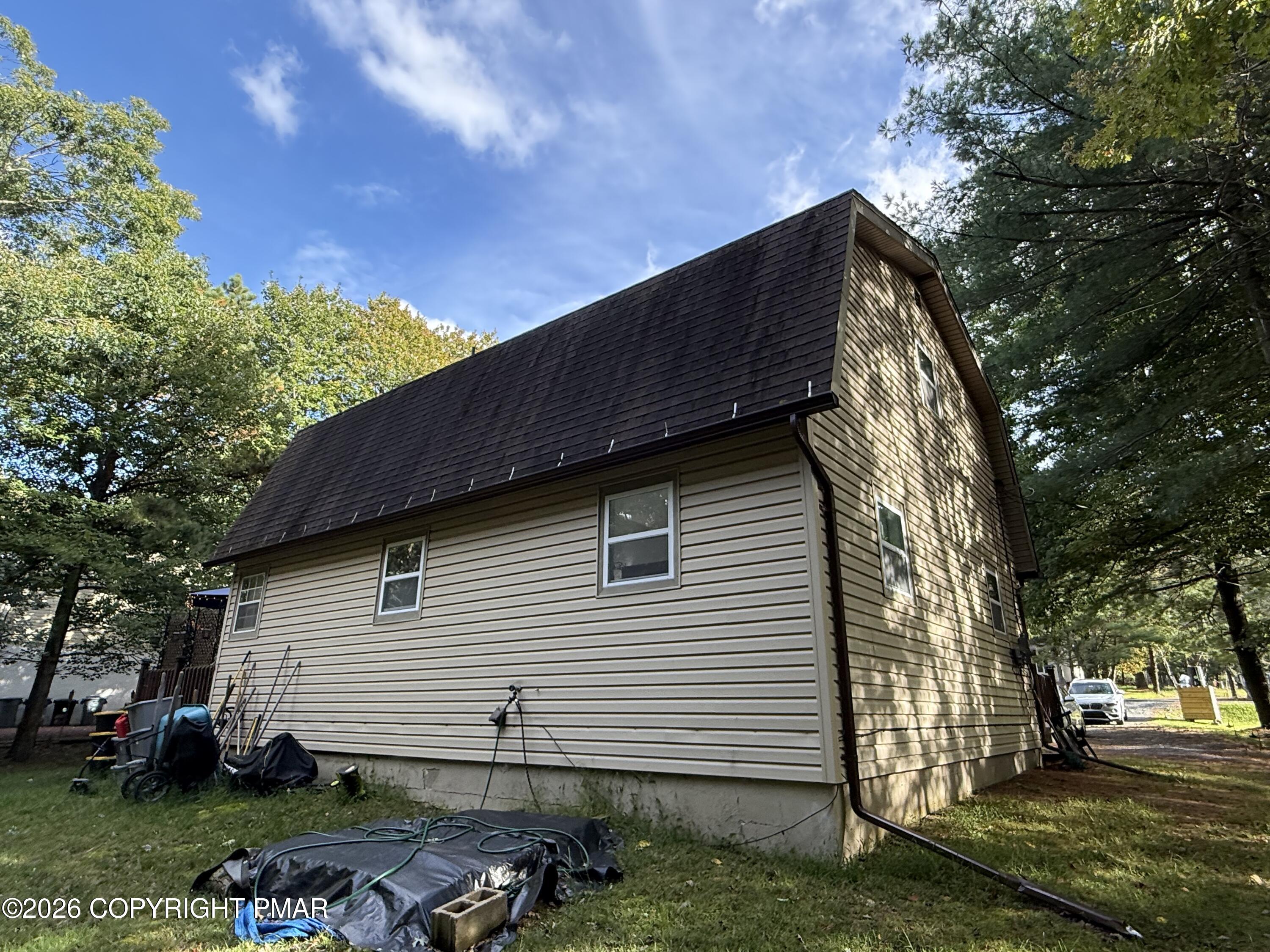 483 Mountain Road