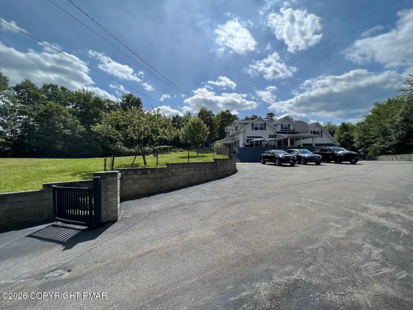 2557 Long Pond Road