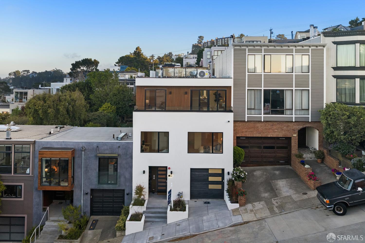 755 Duncan Street