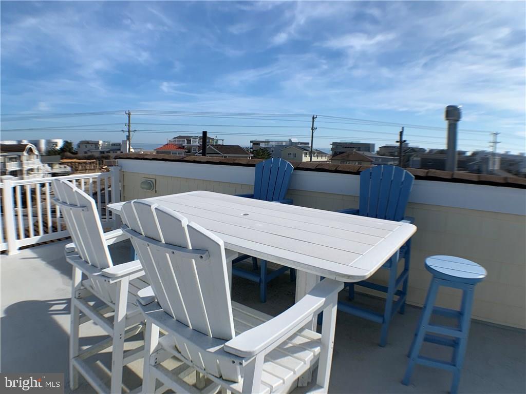 48 A Long Beach Blvd