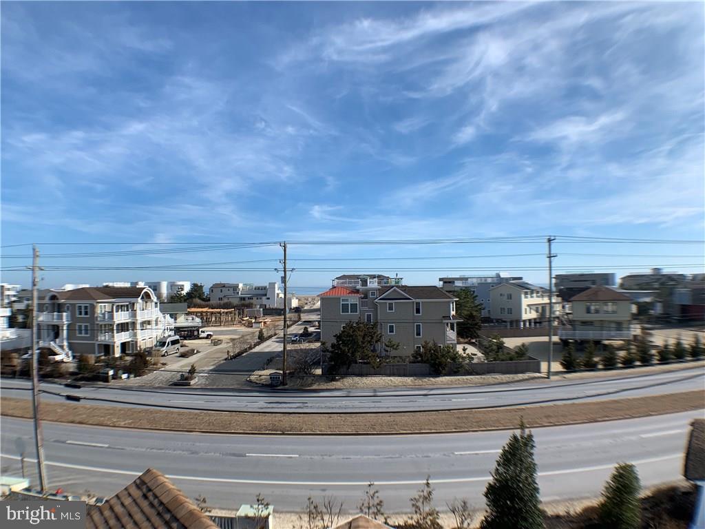 48 A Long Beach Blvd