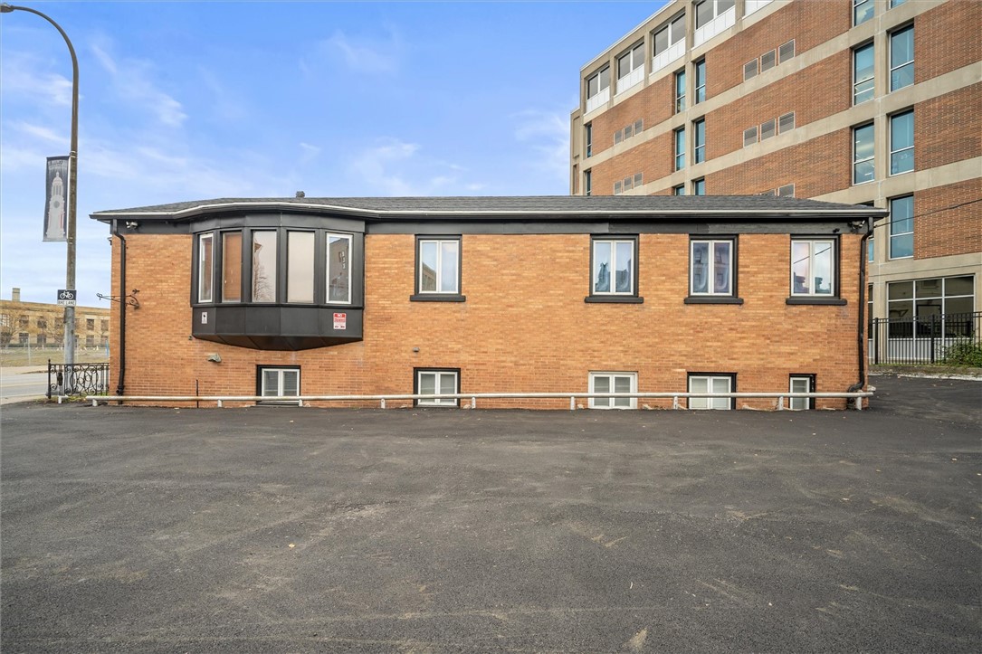 287-289 Andrews Street