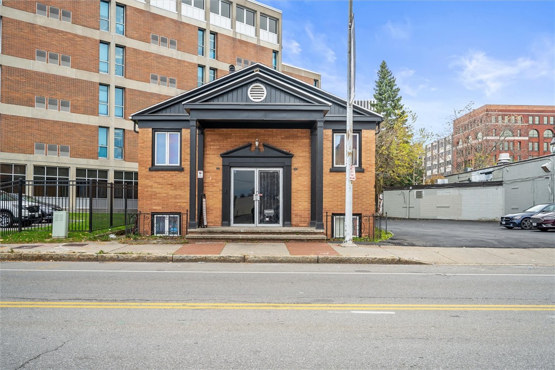 287-289 Andrews Street