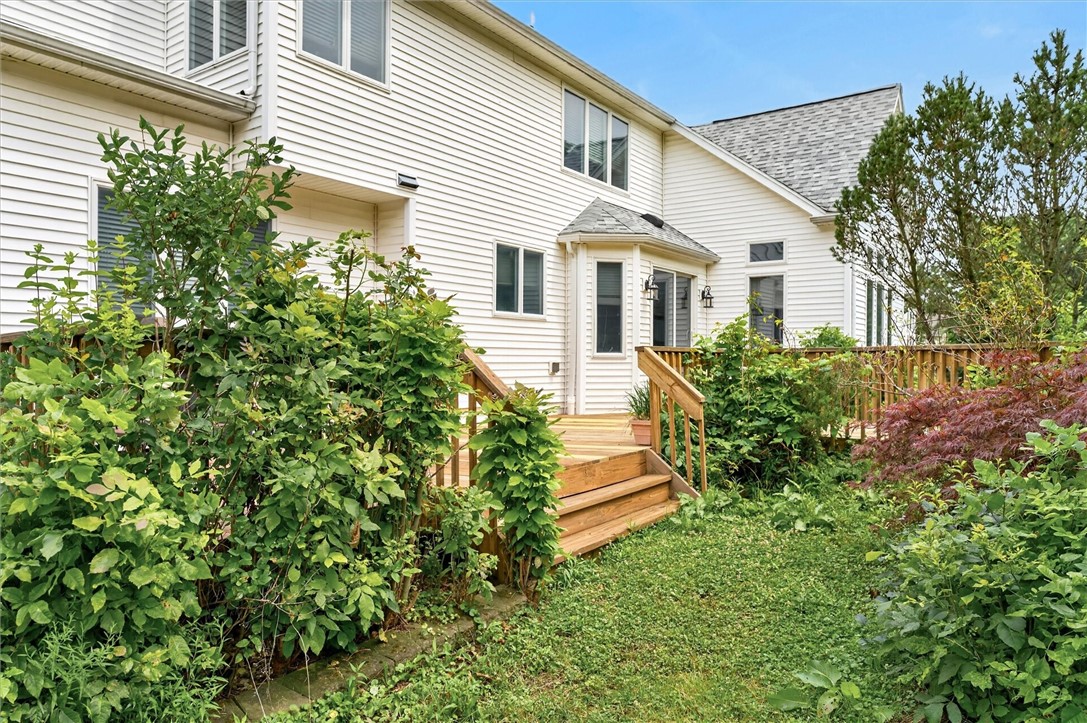 36 Orange Tree Circle