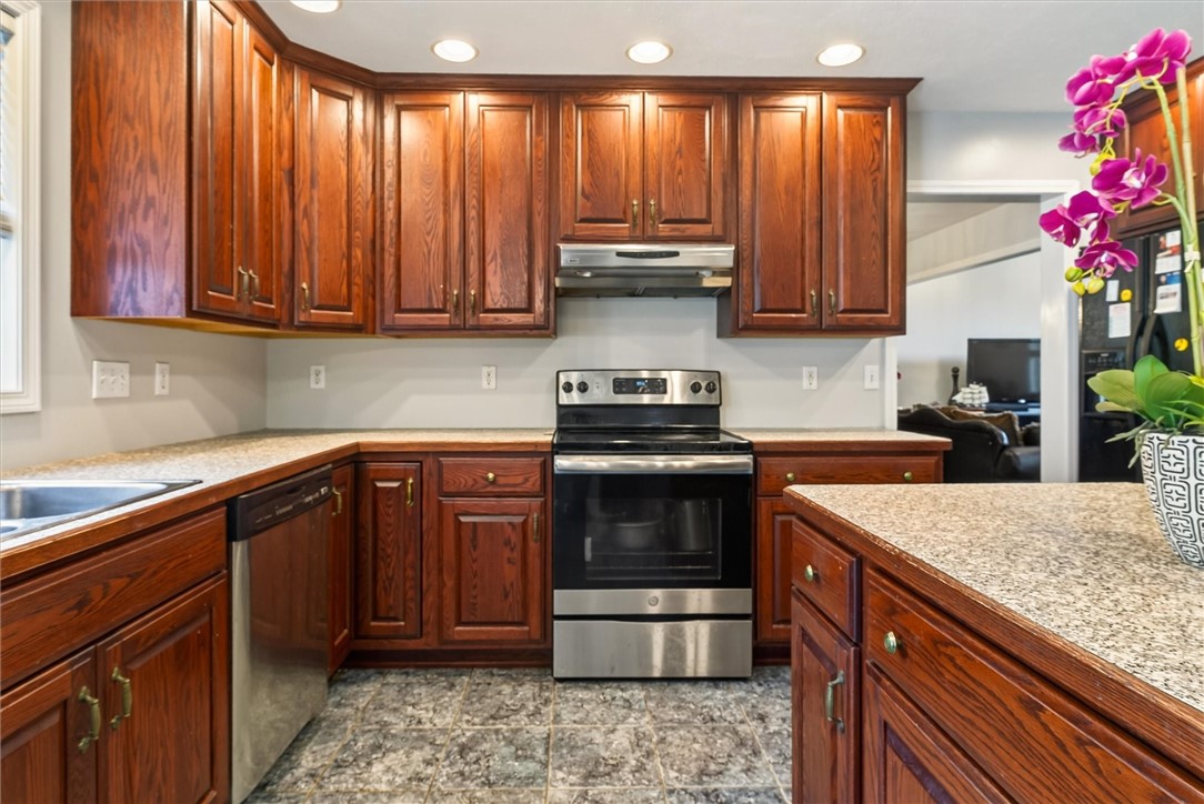 36 Orange Tree Circle