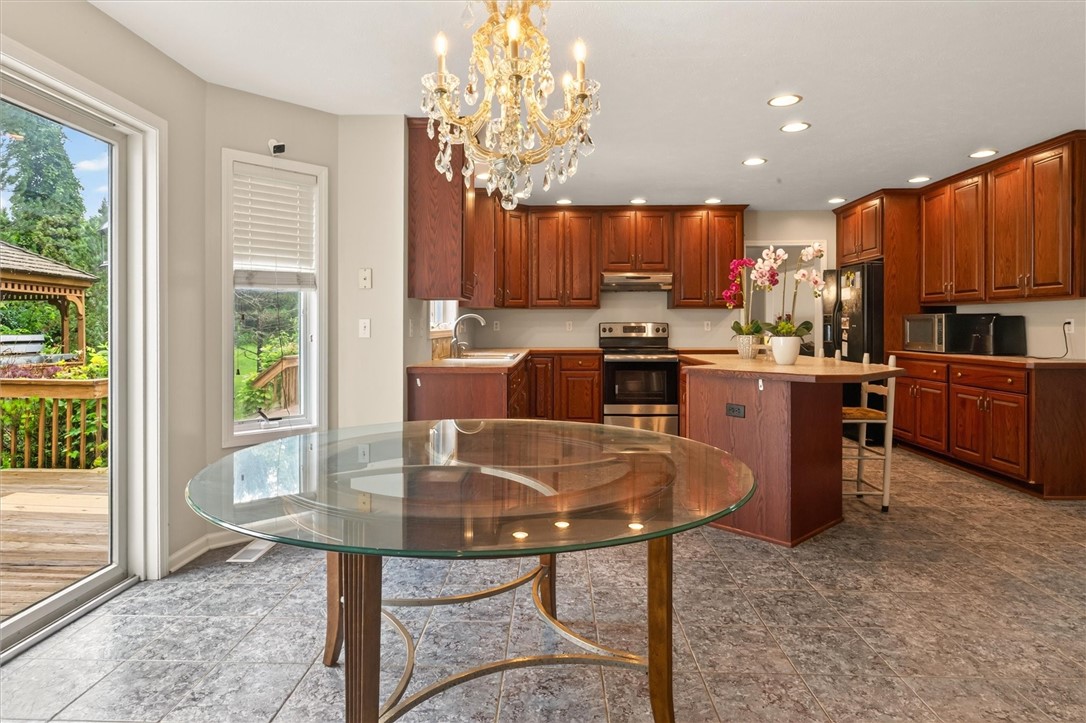 36 Orange Tree Circle