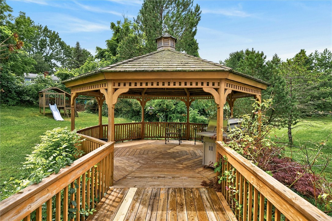 36 Orange Tree Circle