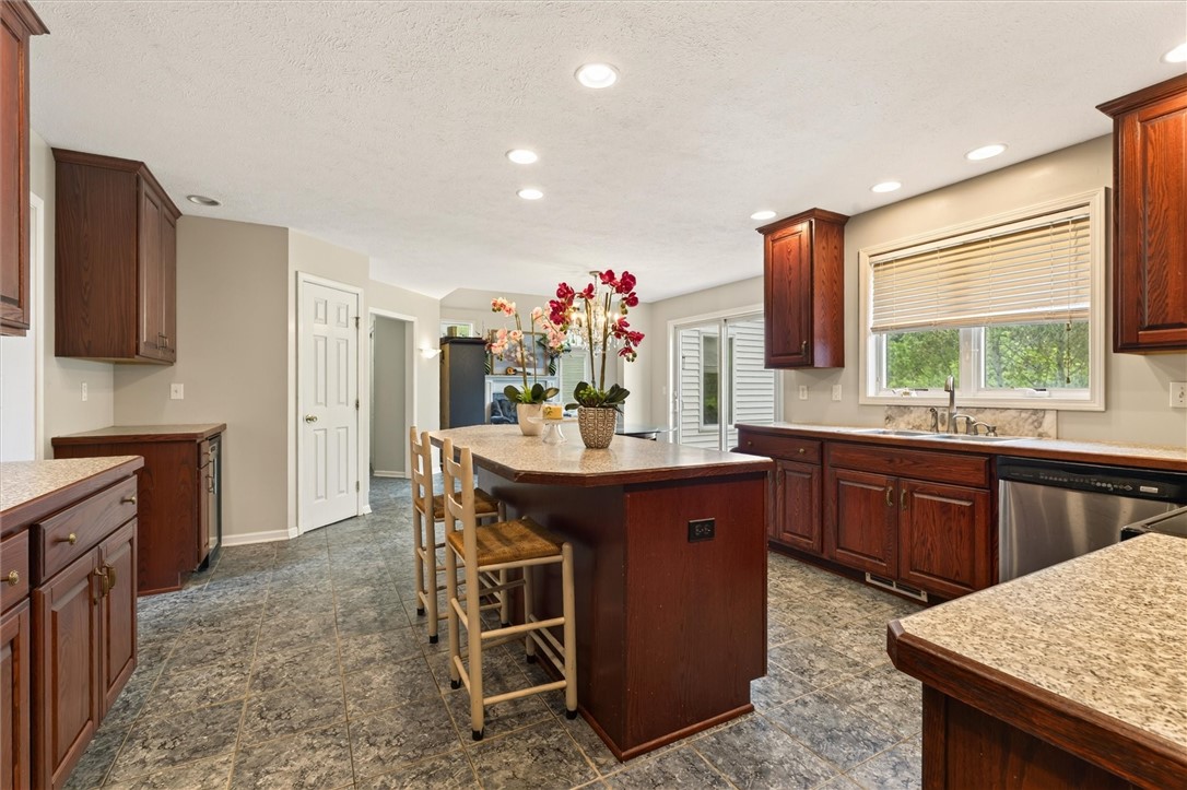 36 Orange Tree Circle