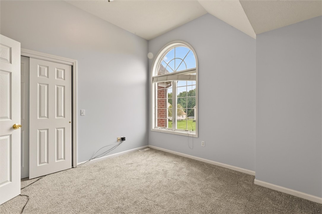 36 Orange Tree Circle