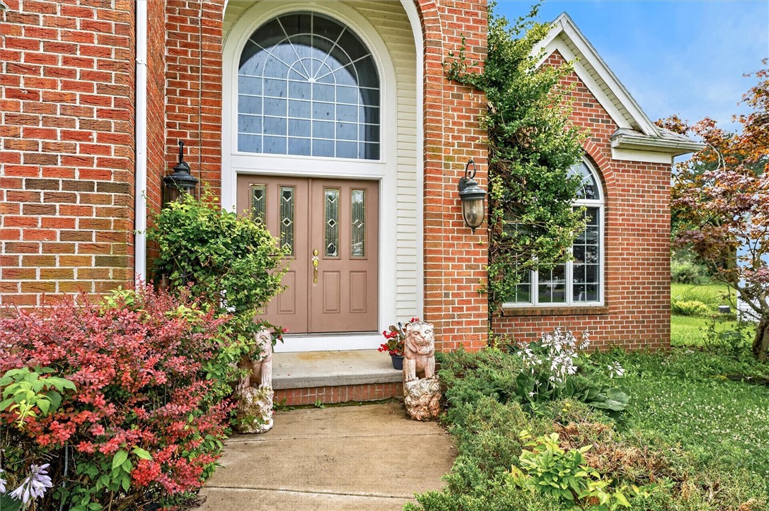 36 Orange Tree Circle