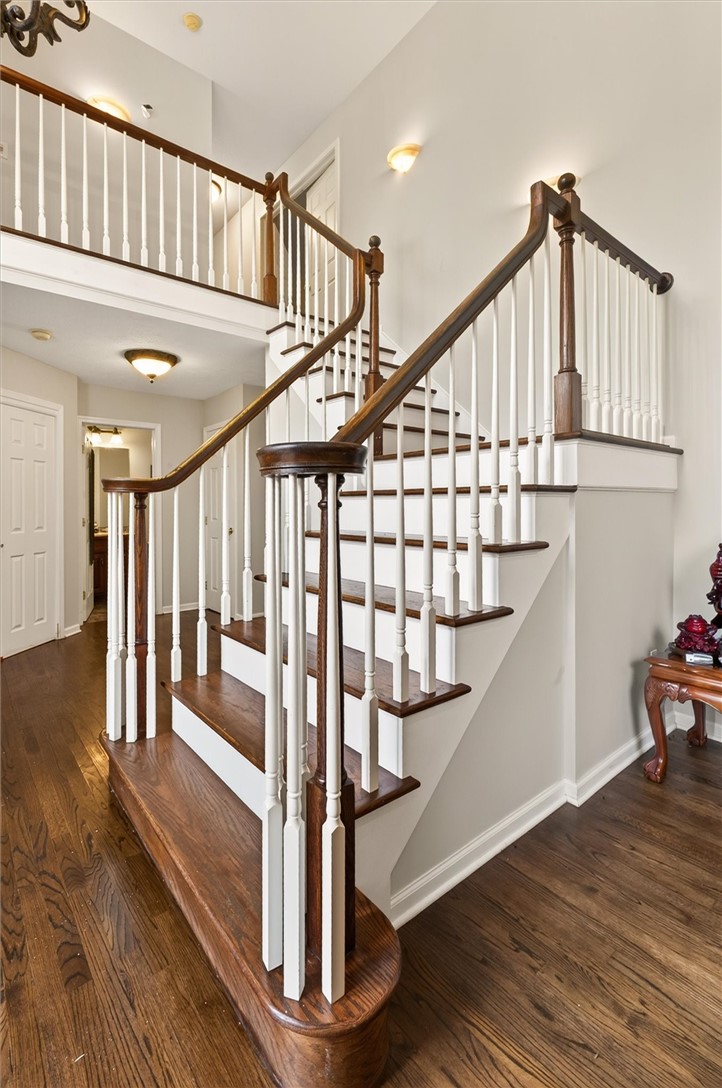 36 Orange Tree Circle