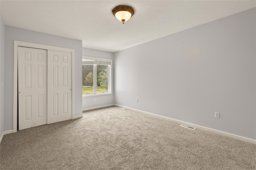 36 Orange Tree Circle