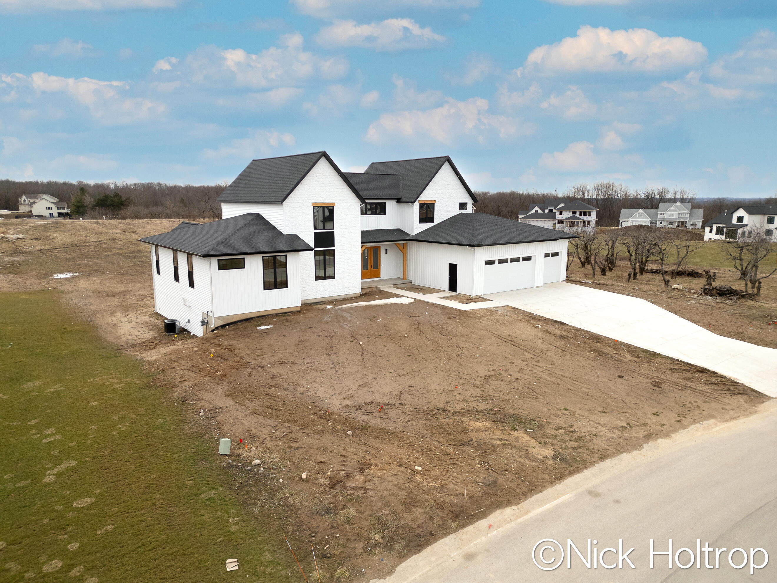 5789 Analise Lane NE