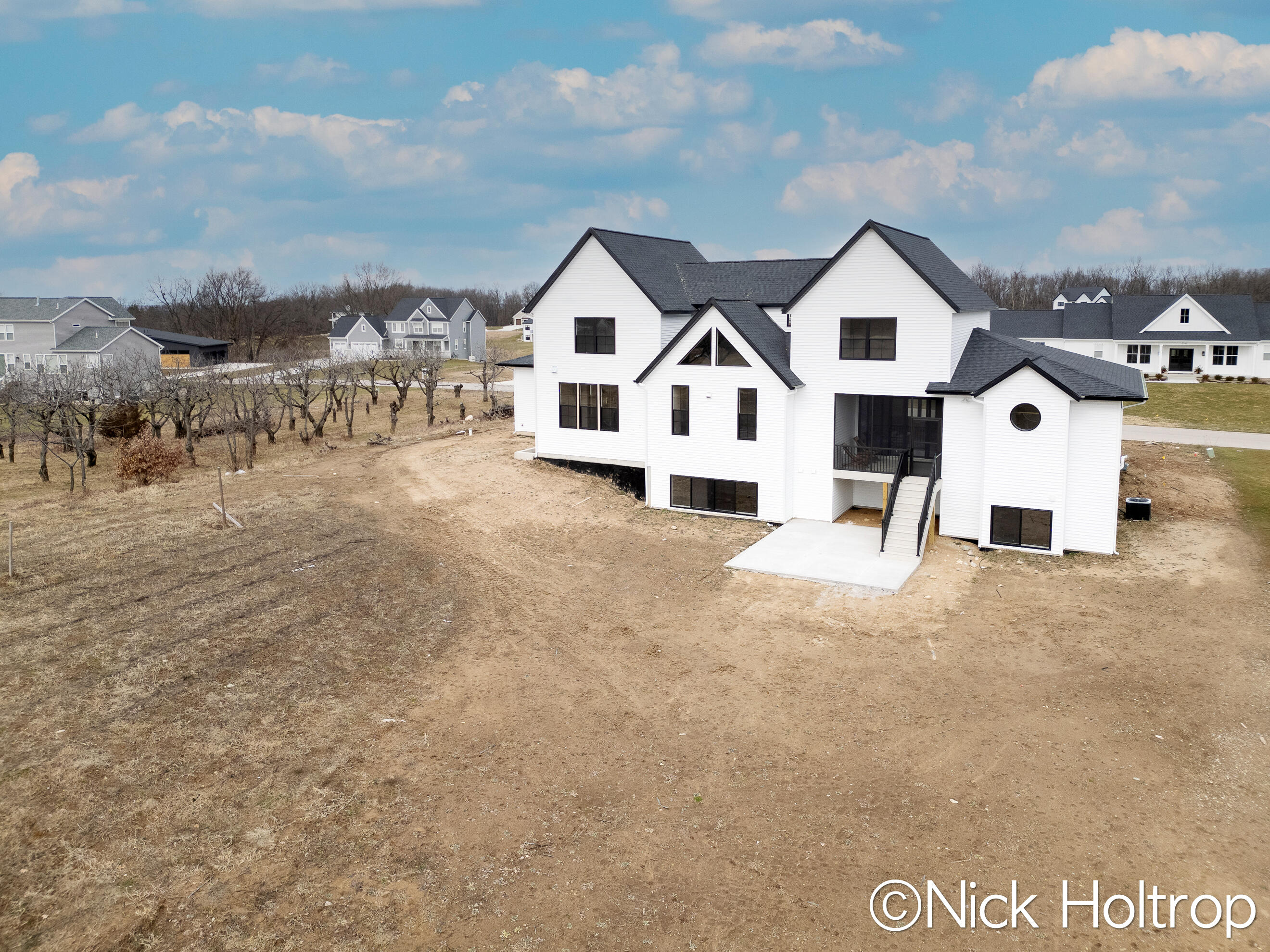 5789 Analise Lane NE