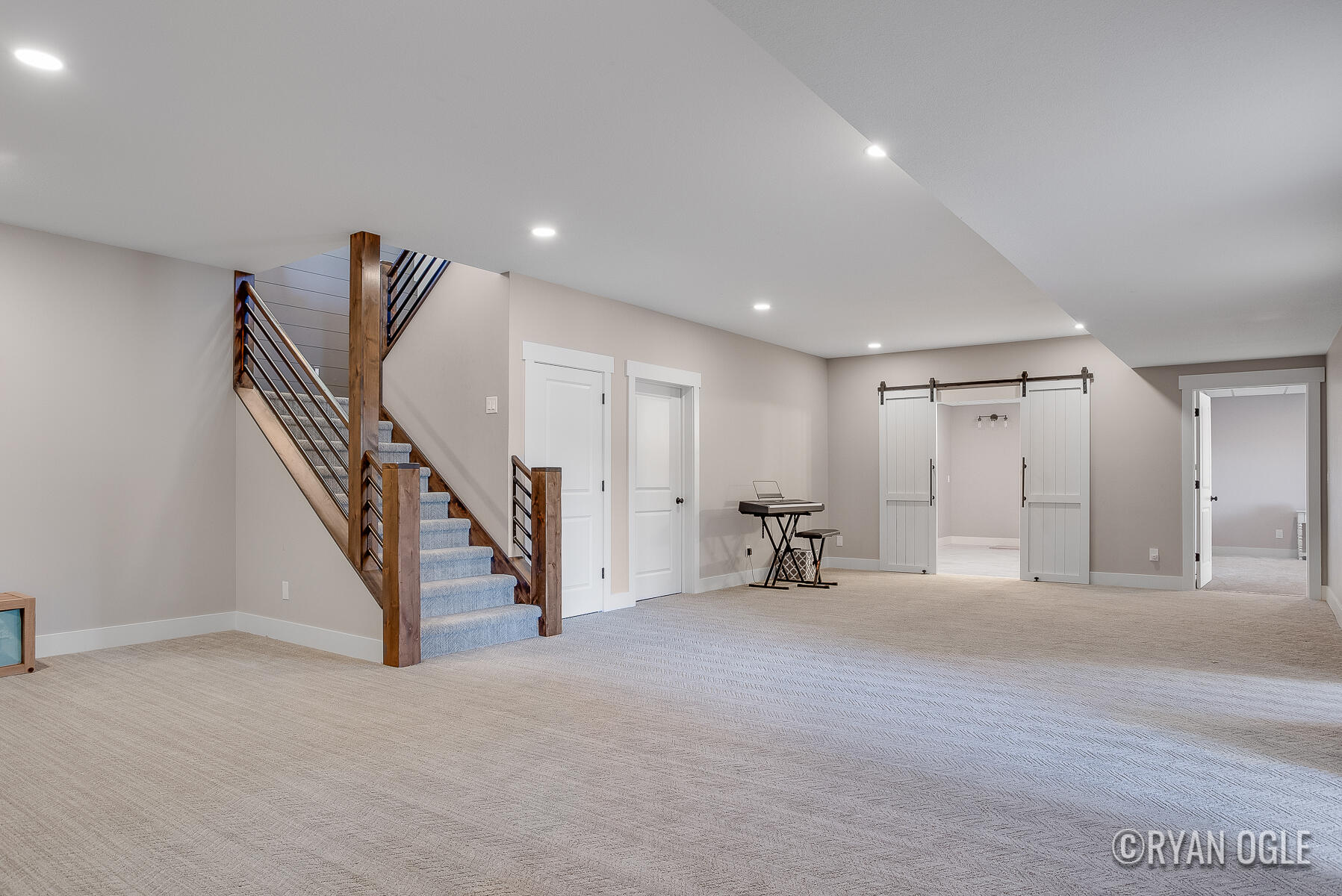 4992 E Loop Road