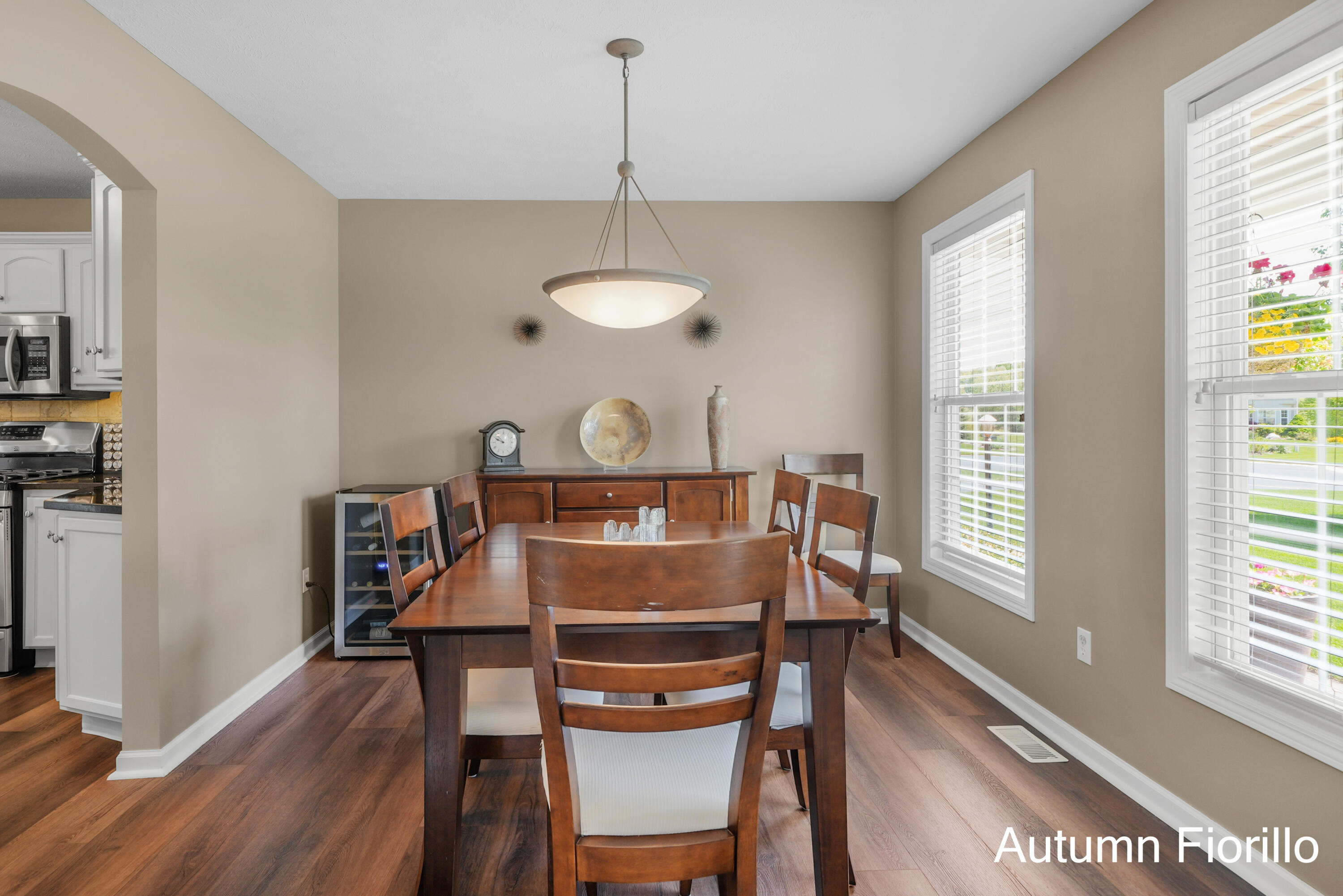 7799 Deer Grove Court NE