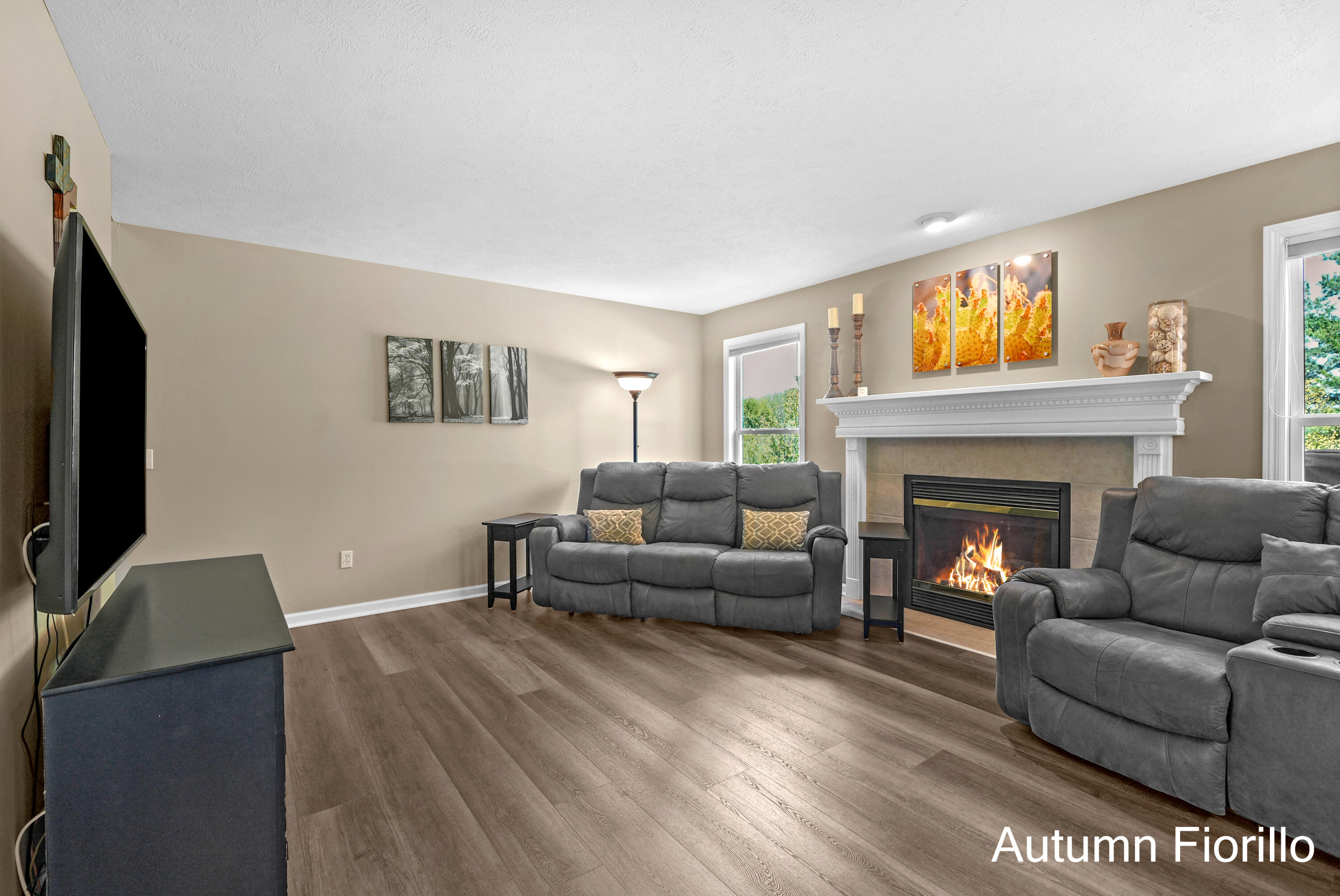 7799 Deer Grove Court NE