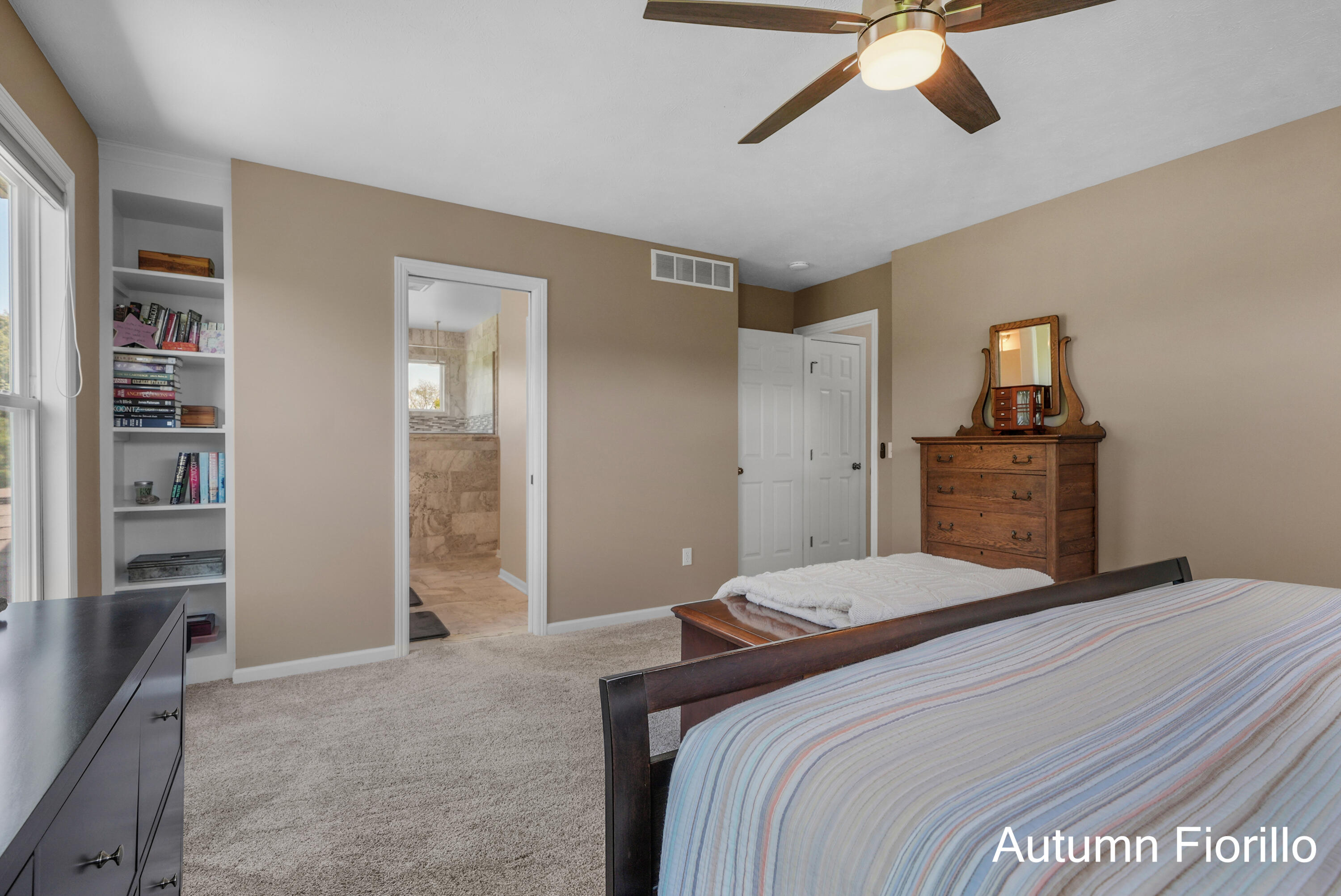 7799 Deer Grove Court NE