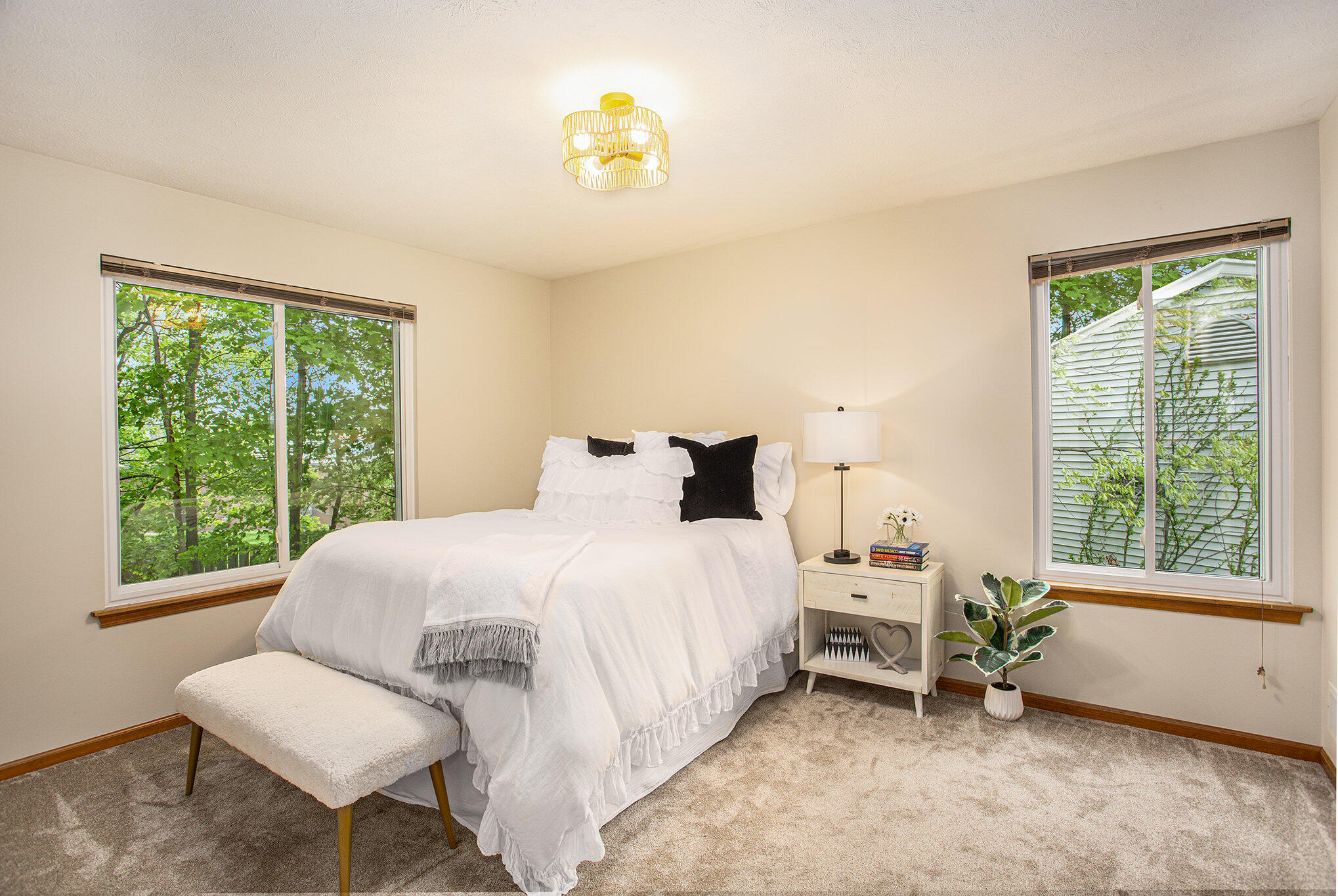 4439 Summertime Court SE