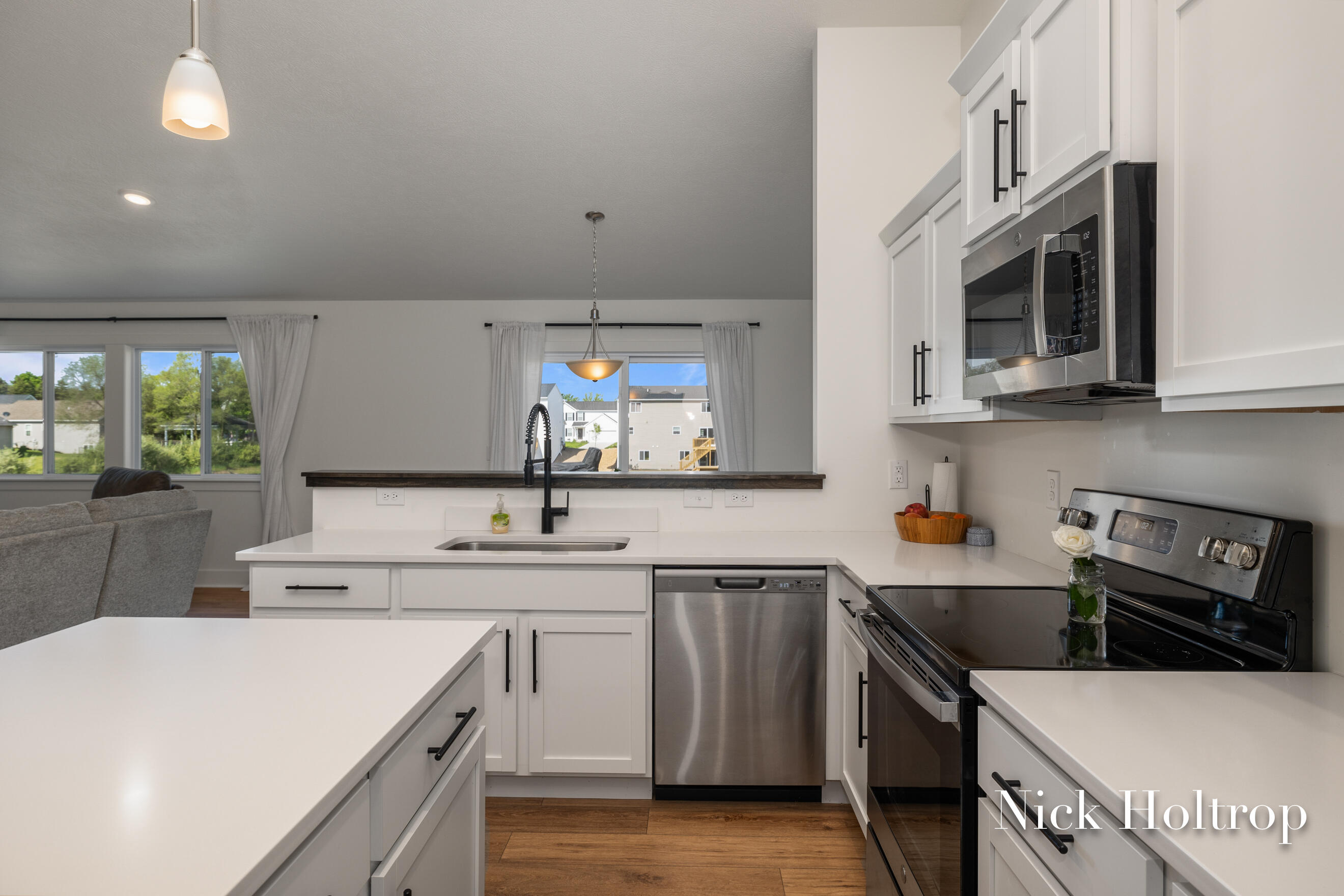 10890 Vine Leaf Circle