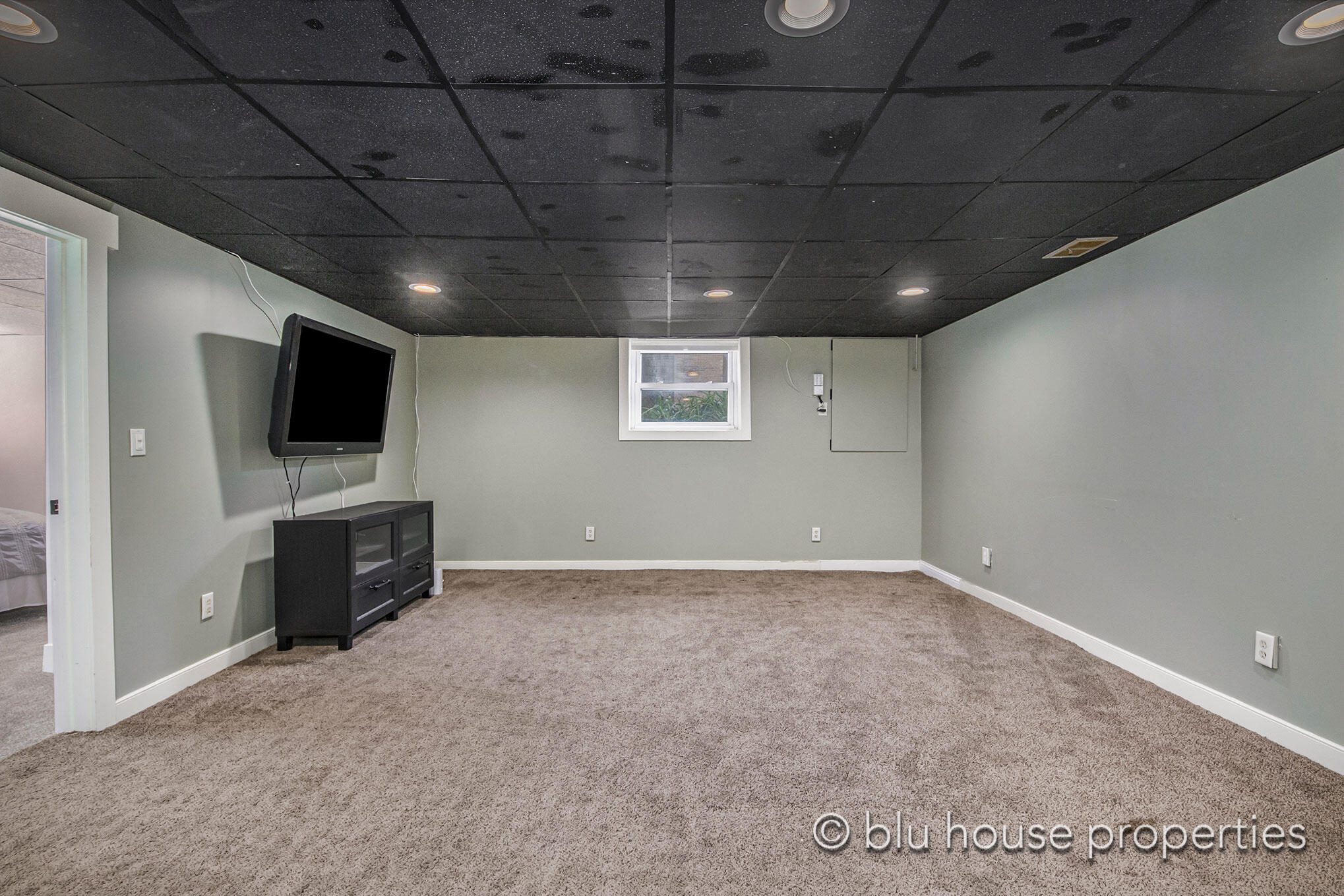 2244 Shawnee Drive SE