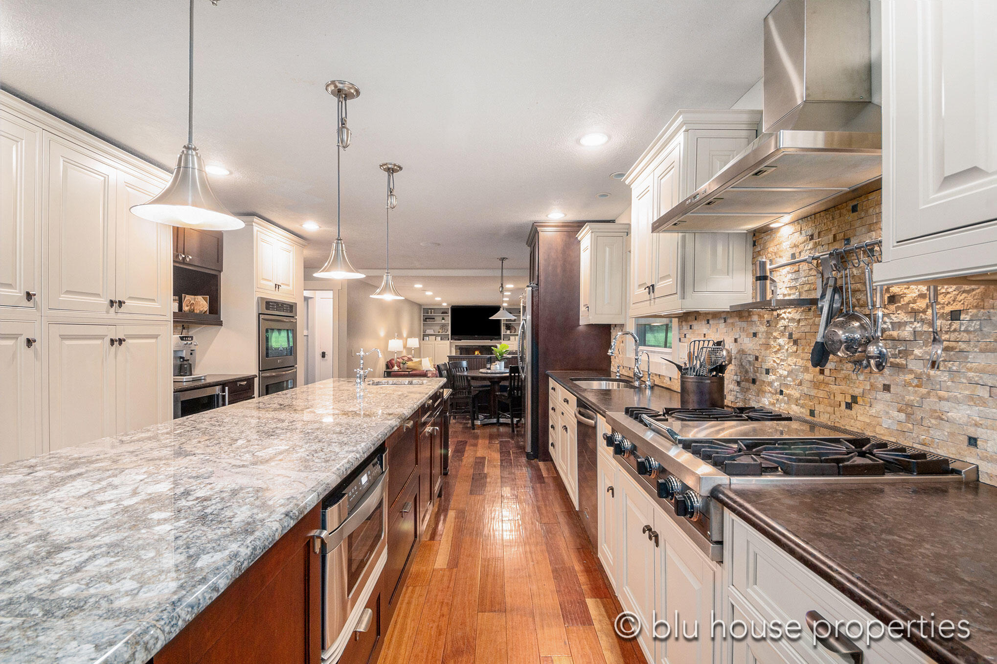 2244 Shawnee Drive SE