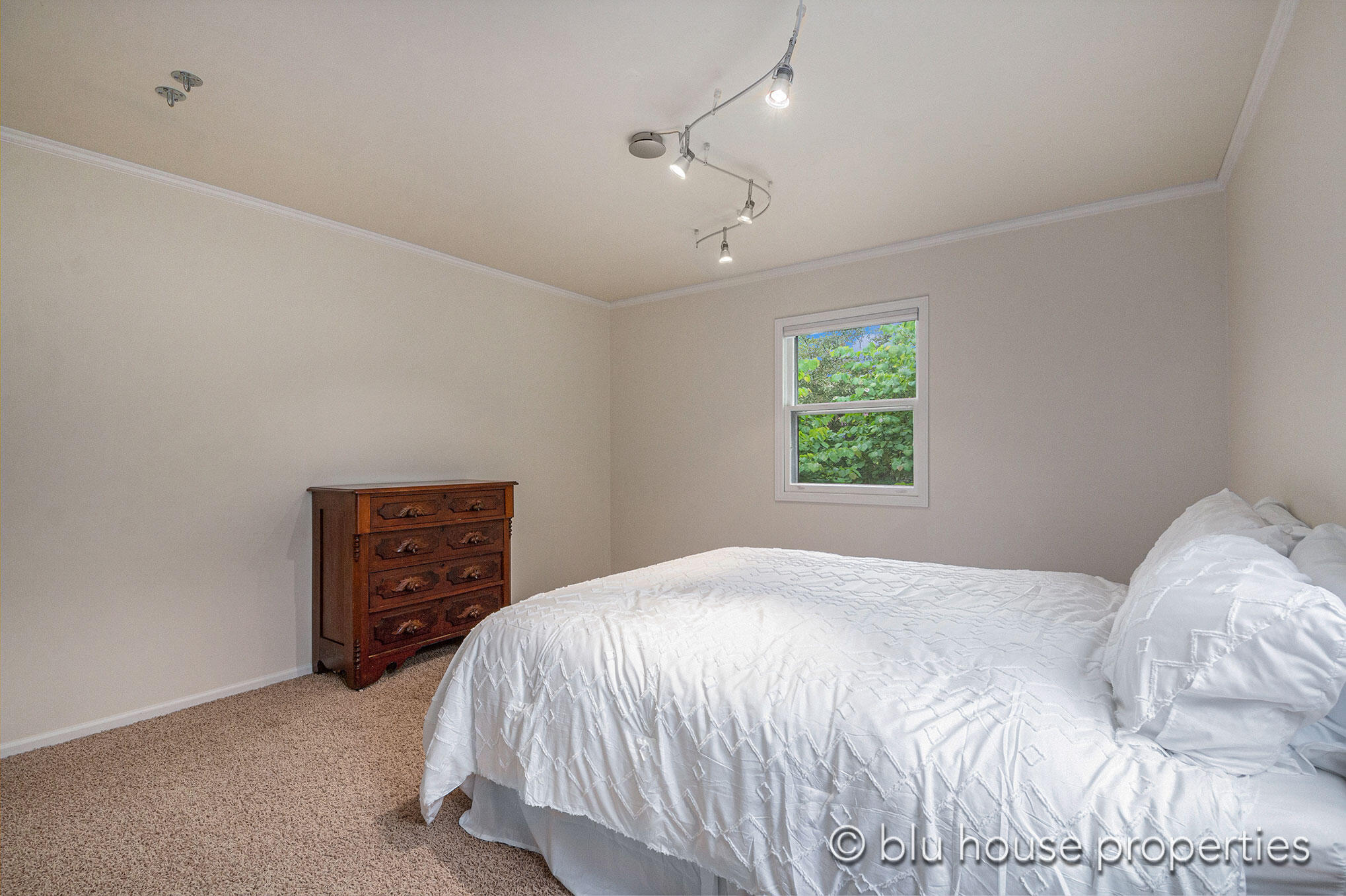 2244 Shawnee Drive SE