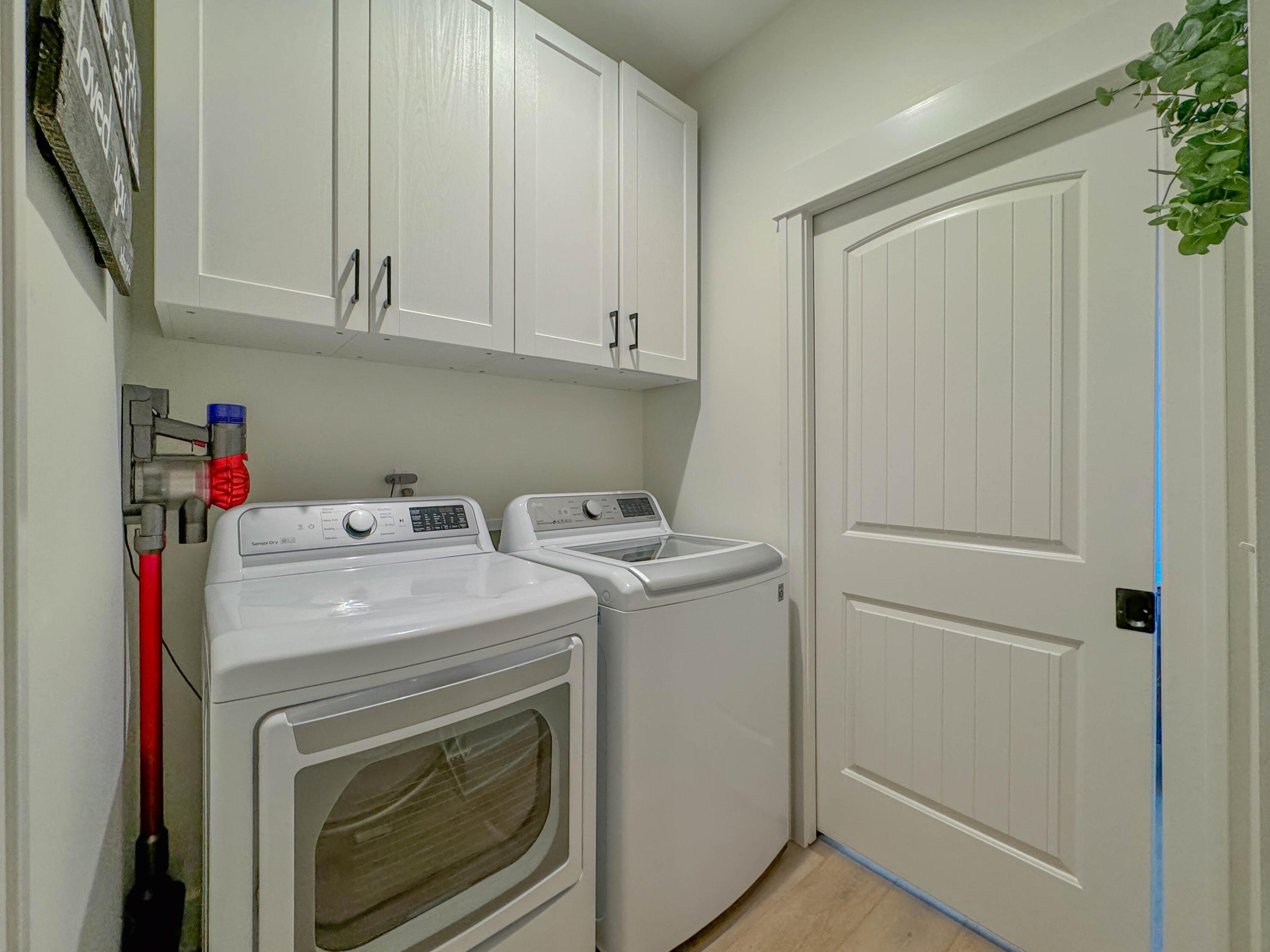 3858 Woodstream Drive
